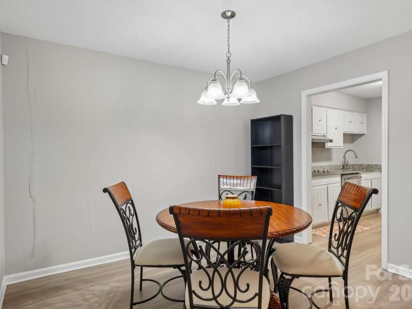 4736 Hedgemore Drive, Charlotte, NC 28209.  MLS# CAR4398402, YatesRealty ID 35829. 