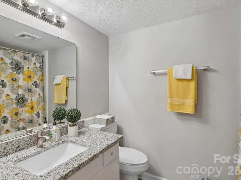 4736 Hedgemore Drive, Charlotte, NC 28209.  MLS# CAR4398402, YatesRealty ID 35829. 