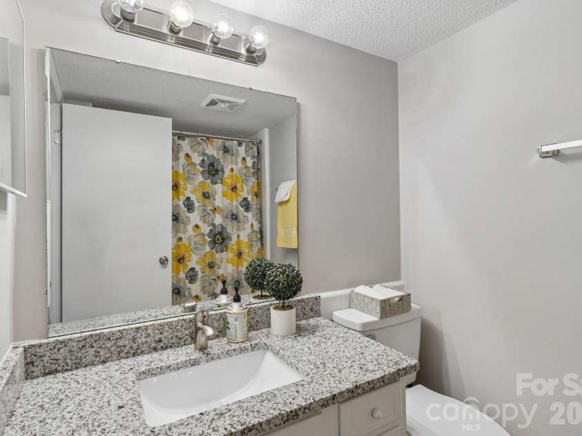 4736 Hedgemore Drive, Charlotte, NC 28209.  MLS# CAR4398402, YatesRealty ID 35829. 