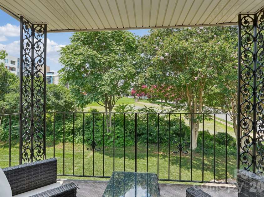 4736 Hedgemore Drive, Charlotte, NC 28209.  MLS# CAR4398402, YatesRealty ID 35829. 