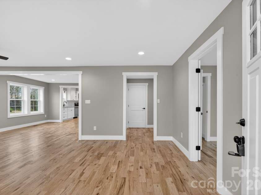 109 Main Street, Granite Falls, NC 28630.  MLS# CAR4341222, YatesRealty ID 3583. 