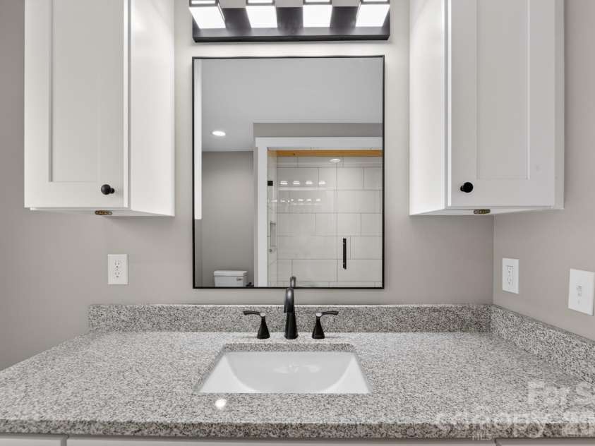 109 Main Street, Granite Falls, NC 28630.  MLS# CAR4341222, YatesRealty ID 3583. 