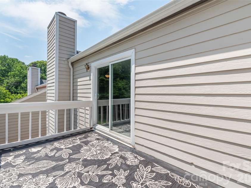 8410 Cricket Lake Drive, Charlotte, NC 28277.  MLS# CAR4399995, YatesRealty ID 35831. 