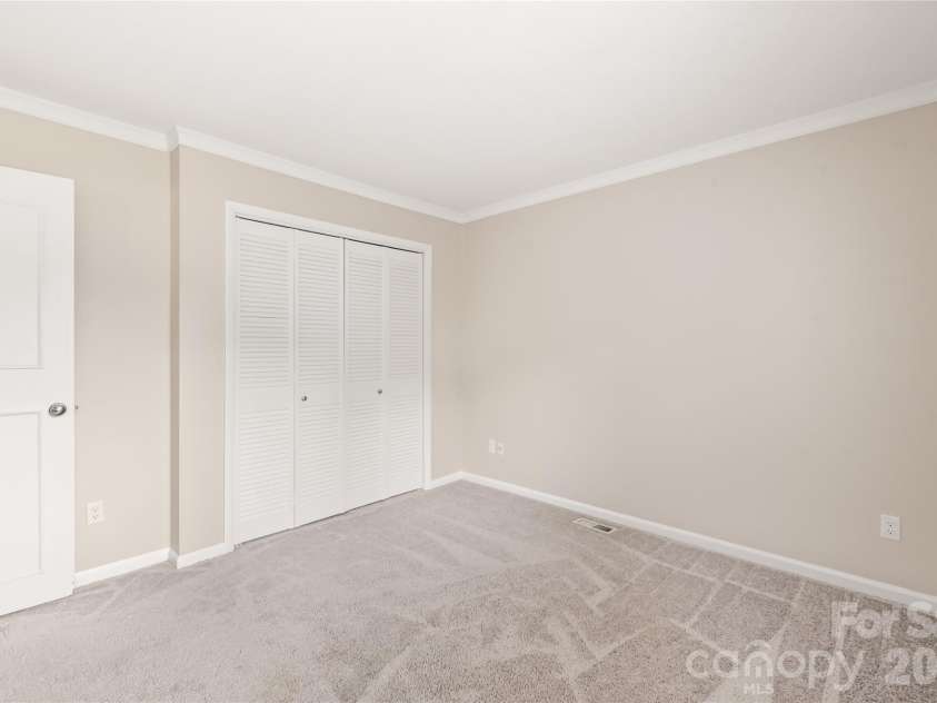 8410 Cricket Lake Drive, Charlotte, NC 28277.  MLS# CAR4399995, YatesRealty ID 35831. Bedroom 3