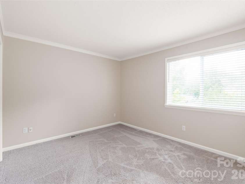 8410 Cricket Lake Drive, Charlotte, NC 28277.  MLS# CAR4399995, YatesRealty ID 35831. Bedroom 3