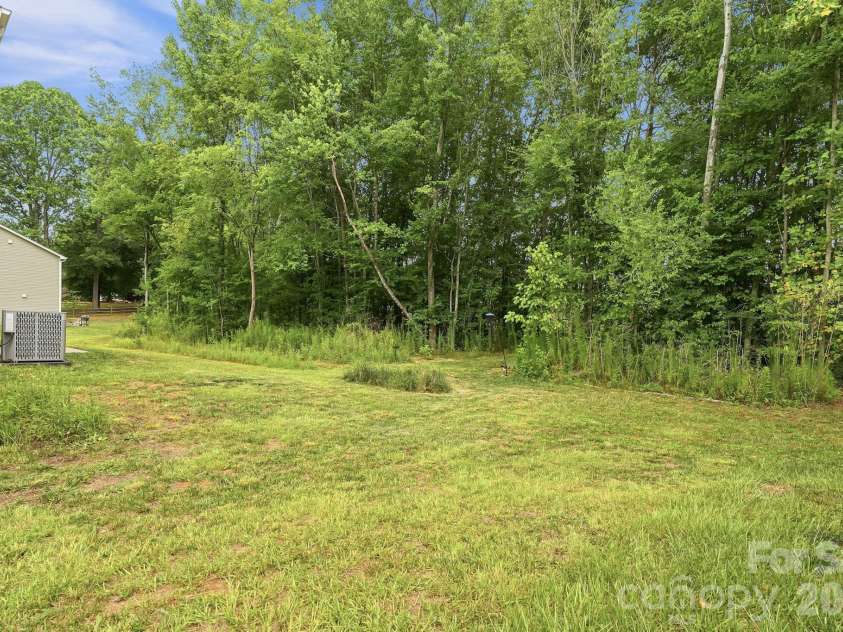 3517 Cambridge Place, Statesville, NC 28625.  MLS# CAR4401992, YatesRealty ID 35832. 