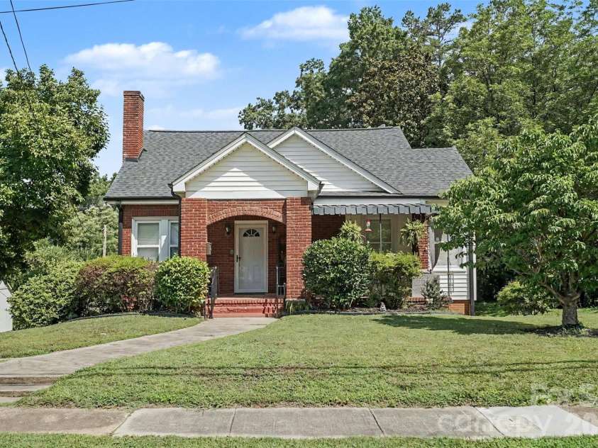 89 Hillcrest Avenue, Concord, NC 28025.  MLS# CAR4399050, YatesRealty ID 35835. 