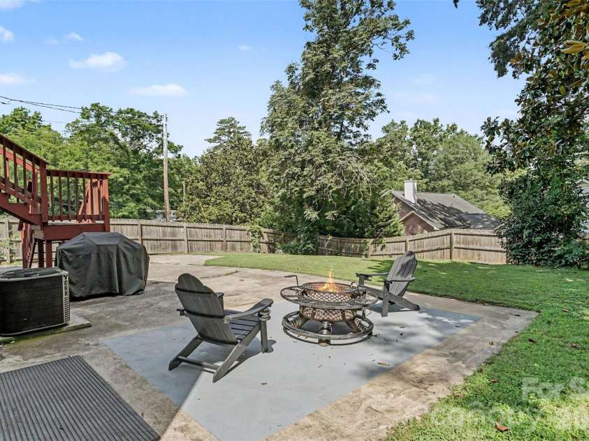 89 Hillcrest Avenue, Concord, NC 28025.  MLS# CAR4399050, YatesRealty ID 35835. 