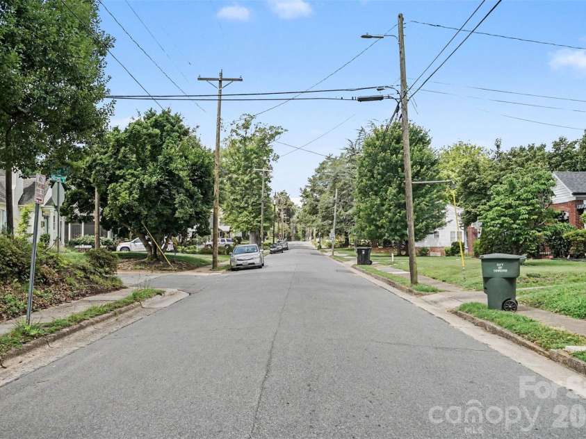 89 Hillcrest Avenue, Concord, NC 28025.  MLS# CAR4399050, YatesRealty ID 35835. 