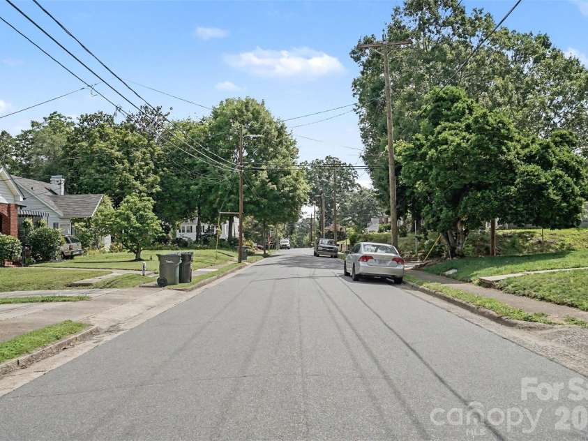 89 Hillcrest Avenue, Concord, NC 28025.  MLS# CAR4399050, YatesRealty ID 35835. 