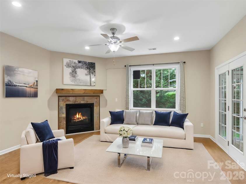 11 Eagle Pointe Way, Flat Rock, NC 28731.  MLS# CAR4401668, YatesRealty ID 35838. 