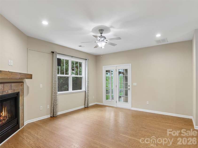 11 Eagle Pointe Way, Flat Rock, NC 28731.  MLS# CAR4401668, YatesRealty ID 35838. 