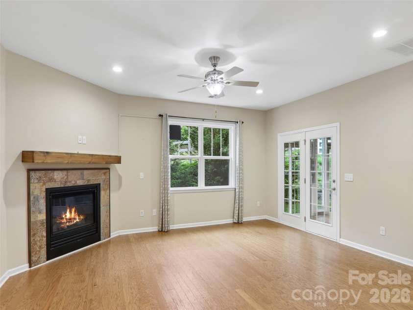 11 Eagle Pointe Way, Flat Rock, NC 28731.  MLS# CAR4401668, YatesRealty ID 35838. 