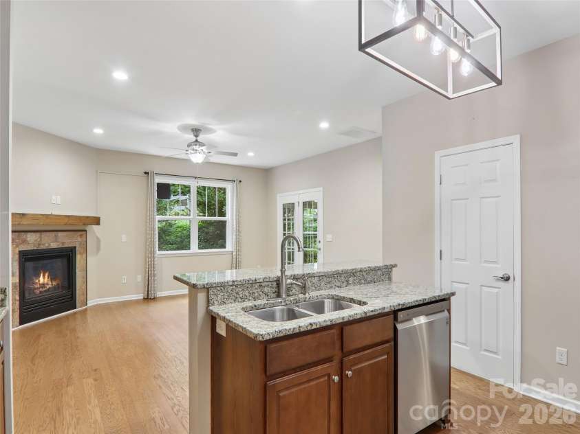 11 Eagle Pointe Way, Flat Rock, NC 28731.  MLS# CAR4401668, YatesRealty ID 35838. 
