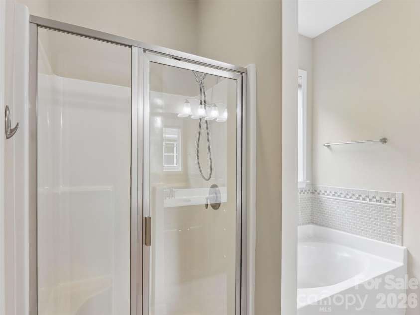 11 Eagle Pointe Way, Flat Rock, NC 28731.  MLS# CAR4401668, YatesRealty ID 35838. 