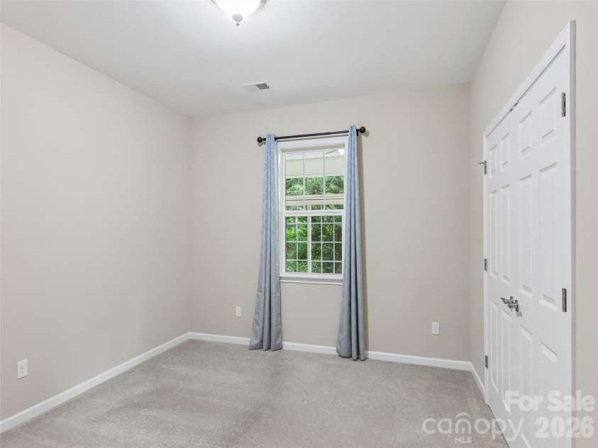 11 Eagle Pointe Way, Flat Rock, NC 28731.  MLS# CAR4401668, YatesRealty ID 35838. 
