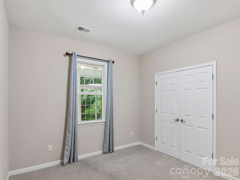11 Eagle Pointe Way, Flat Rock, NC 28731.  MLS# CAR4401668, YatesRealty ID 35838. 
