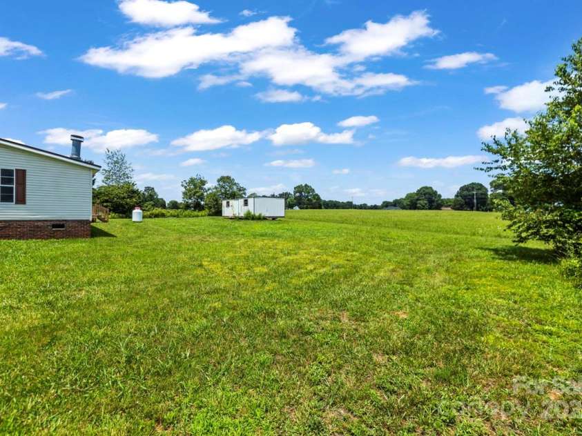 1133 Lynn Lane, Catawba, NC 28609.  MLS# CAR4275480, YatesRealty ID 3584. Back yard