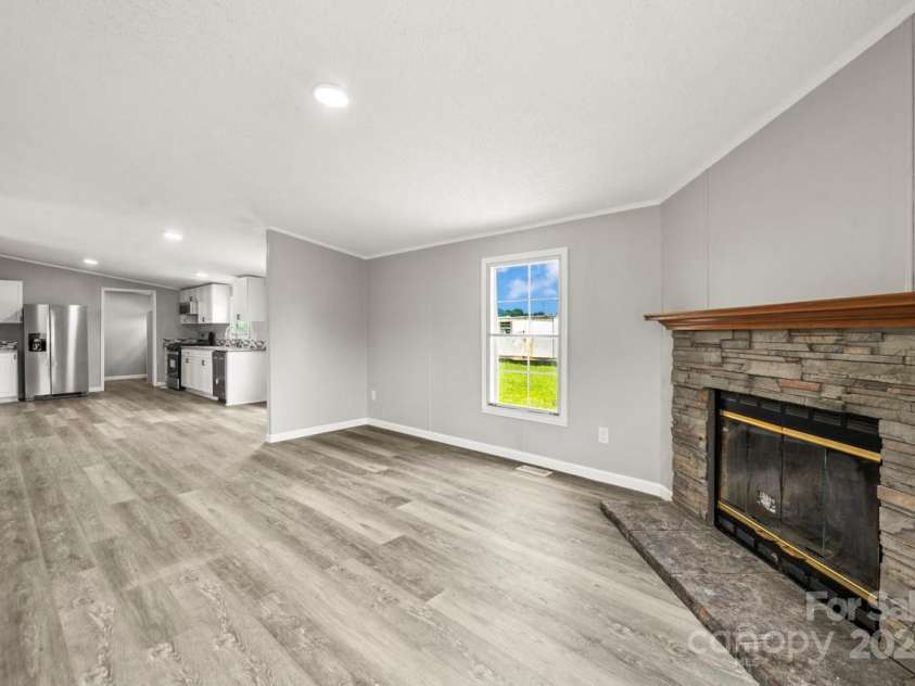 1133 Lynn Lane, Catawba, NC 28609.  MLS# CAR4275480, YatesRealty ID 3584. Open Floorplan 