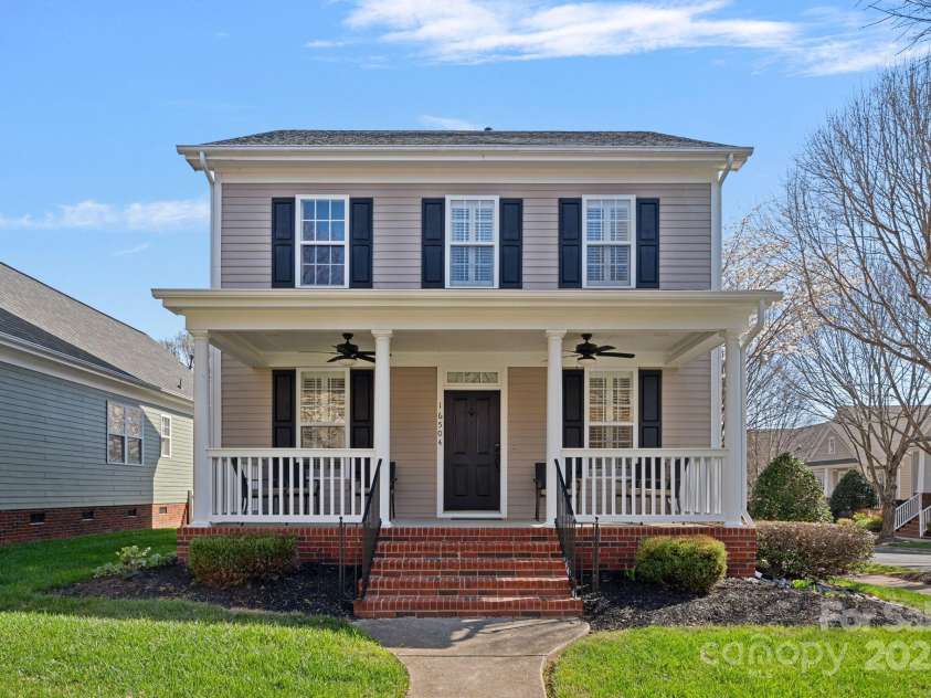 16504 Knox Run Road, Huntersville, NC 28078.  MLS# CAR4228827, YatesRealty ID 3584. 