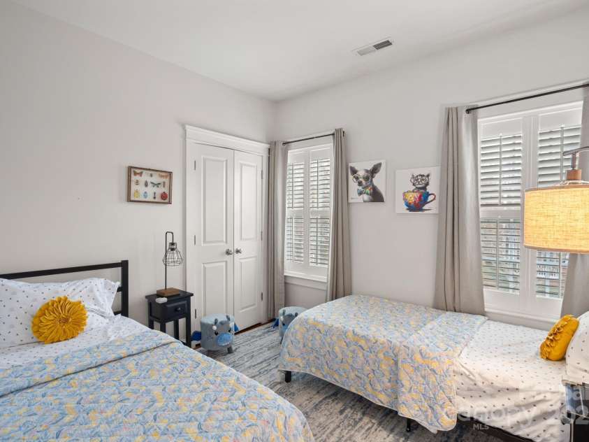 16504 Knox Run Road, Huntersville, NC 28078.  MLS# CAR4228827, YatesRealty ID 3584. 