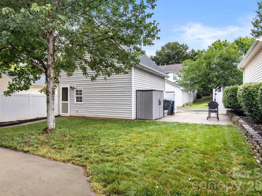 9219 Ducati Lane, Cornelius, NC 28031.  MLS# CAR4349891, YatesRealty ID 35840. 