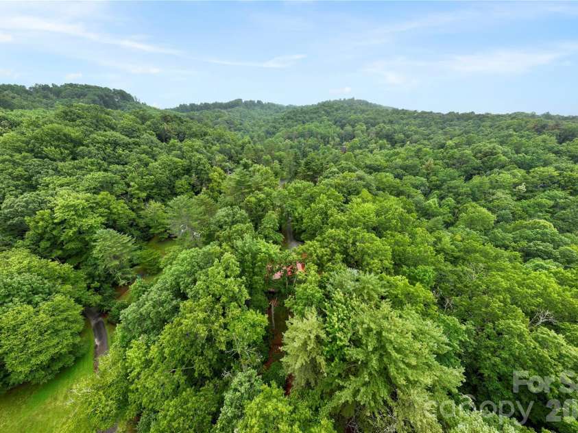 154 Hondah Boulevard, Brevard, NC 28712.  MLS# CAR4401887, YatesRealty ID 35842. 