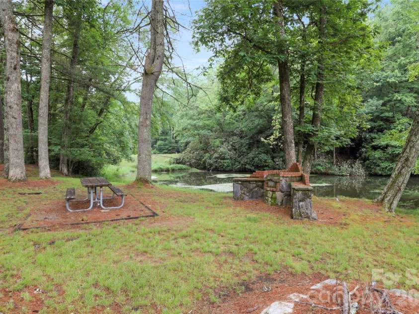 154 Hondah Boulevard, Brevard, NC 28712.  MLS# CAR4401887, YatesRealty ID 35842. 