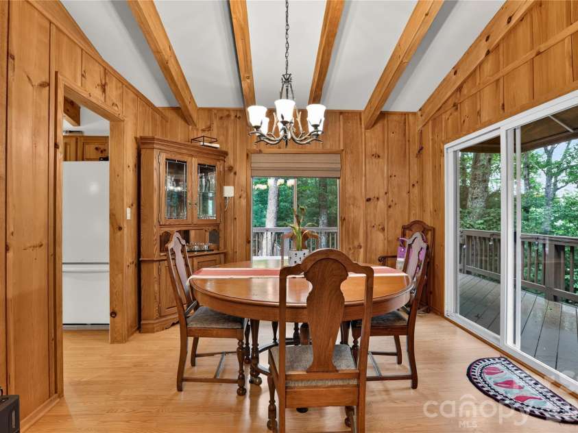 154 Hondah Boulevard, Brevard, NC 28712.  MLS# CAR4401887, YatesRealty ID 35842. 