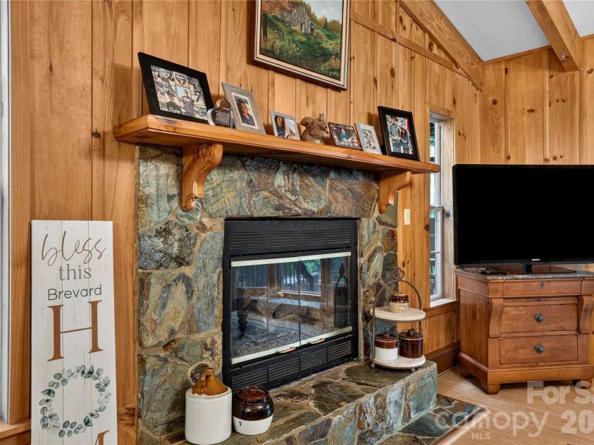 154 Hondah Boulevard, Brevard, NC 28712.  MLS# CAR4401887, YatesRealty ID 35842. 