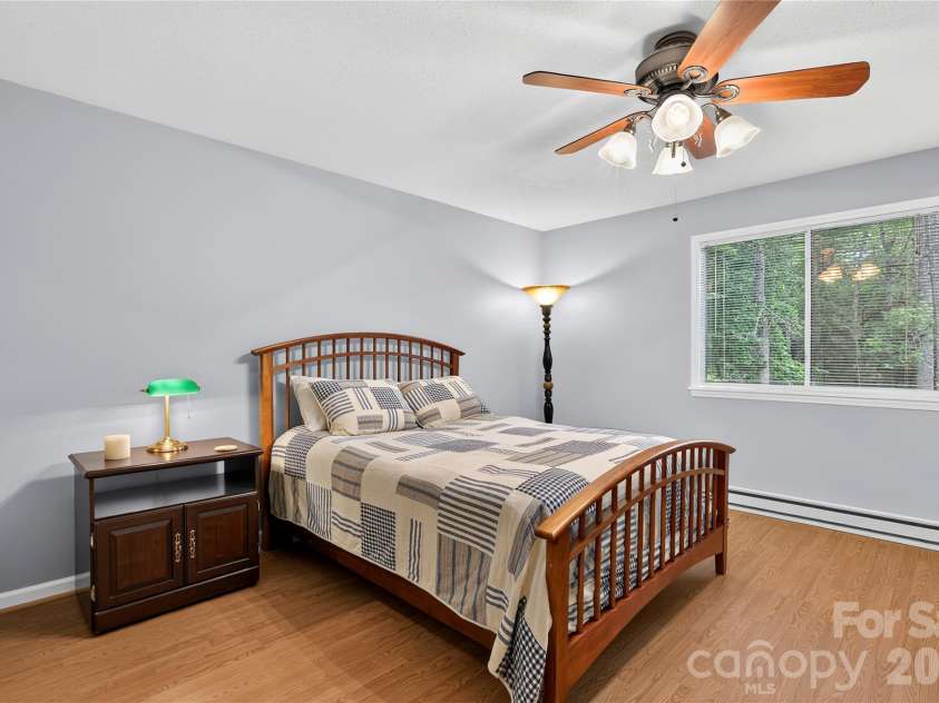 154 Hondah Boulevard, Brevard, NC 28712.  MLS# CAR4401887, YatesRealty ID 35842. 