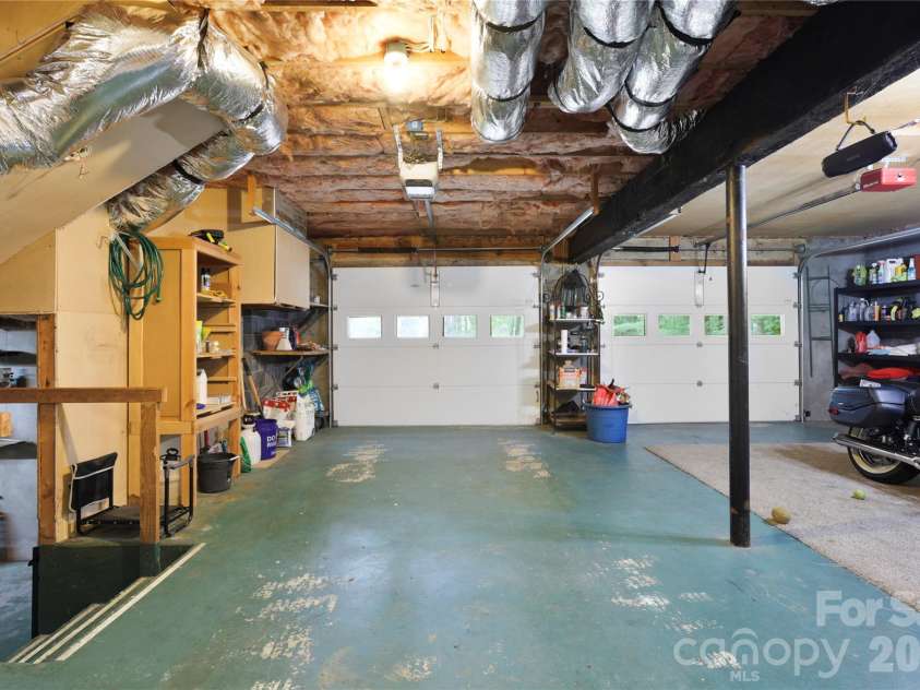 154 Hondah Boulevard, Brevard, NC 28712.  MLS# CAR4401887, YatesRealty ID 35842. 
