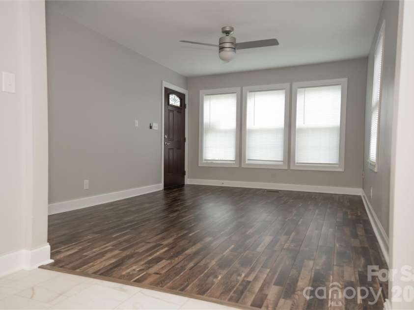 1215 Fourth Avenue, Gastonia, NC 28052.  MLS# CAR4385031, YatesRealty ID 35843. 