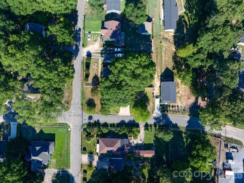 1215 Fourth Avenue, Gastonia, NC 28052.  MLS# CAR4385031, YatesRealty ID 35843. 