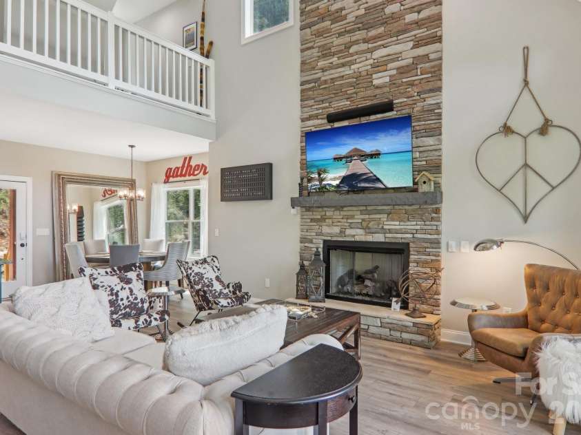 1105 Falls View Drive, Bryson City, NC 28713.  MLS# CAR4387193, YatesRealty ID 35845. 