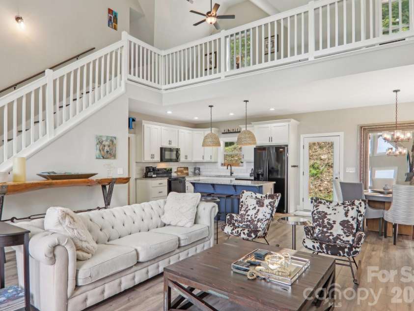 1105 Falls View Drive, Bryson City, NC 28713.  MLS# CAR4387193, YatesRealty ID 35845. 