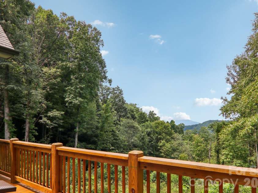1105 Falls View Drive, Bryson City, NC 28713.  MLS# CAR4387193, YatesRealty ID 35845. 