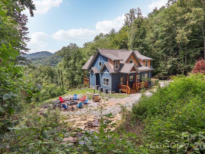 1105 Falls View Drive, Bryson City, NC 28713.  MLS# CAR4387193, YatesRealty ID 35845. 