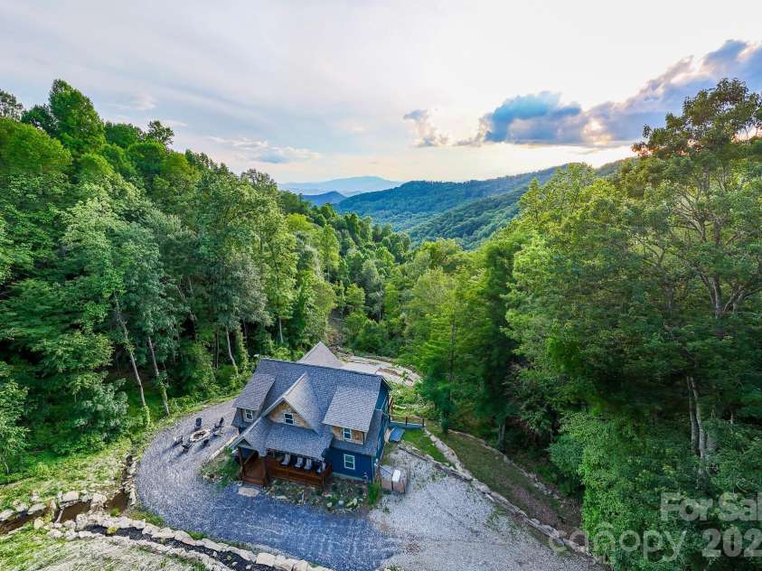 1105 Falls View Drive, Bryson City, NC 28713.  MLS# CAR4387193, YatesRealty ID 35845. 