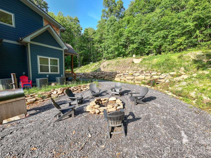 1105 Falls View Drive, Bryson City, NC 28713.  MLS# CAR4387193, YatesRealty ID 35845. 