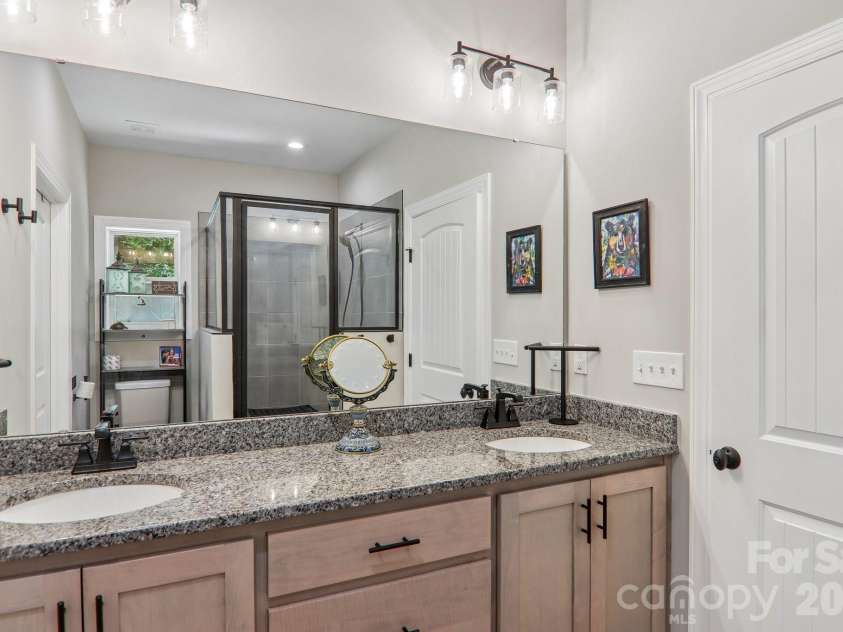 1105 Falls View Drive, Bryson City, NC 28713.  MLS# CAR4387193, YatesRealty ID 35845. 