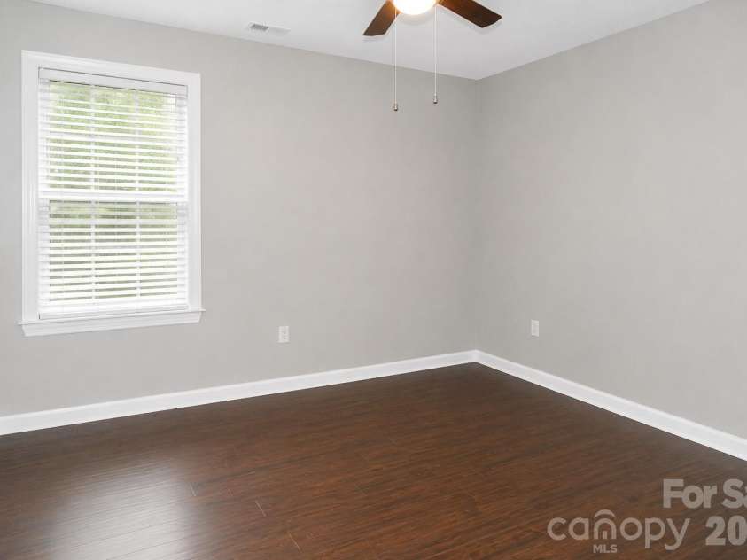 1914 Grigg Lane, Waxhaw, NC 28173.  MLS# CAR4394794, YatesRealty ID 35846. 3rd Bedroom