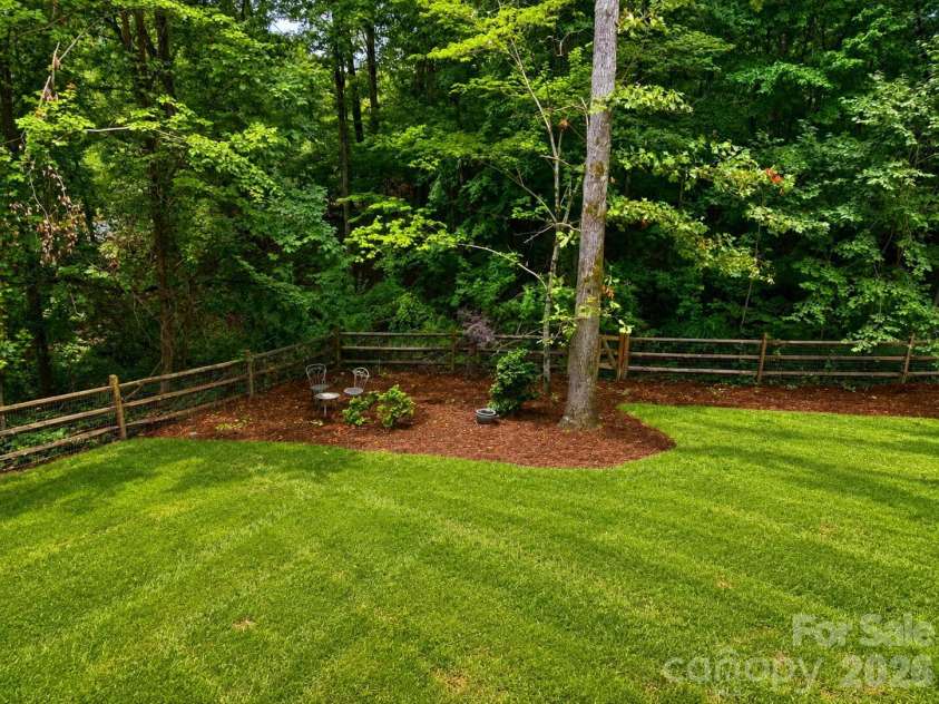 1914 Grigg Lane, Waxhaw, NC 28173.  MLS# CAR4394794, YatesRealty ID 35846. Backyard