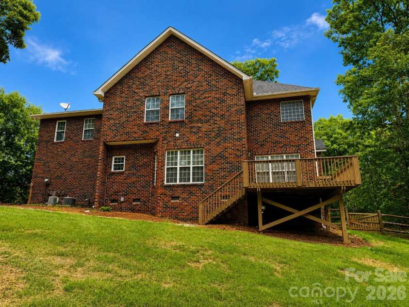 1914 Grigg Lane, Waxhaw, NC 28173.  MLS# CAR4394794, YatesRealty ID 35846. Backyard