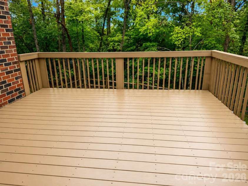 1914 Grigg Lane, Waxhaw, NC 28173.  MLS# CAR4394794, YatesRealty ID 35846. Deck