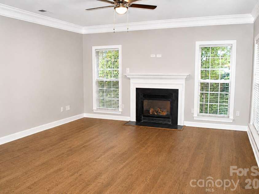 1914 Grigg Lane, Waxhaw, NC 28173.  MLS# CAR4394794, YatesRealty ID 35846. Living Room
