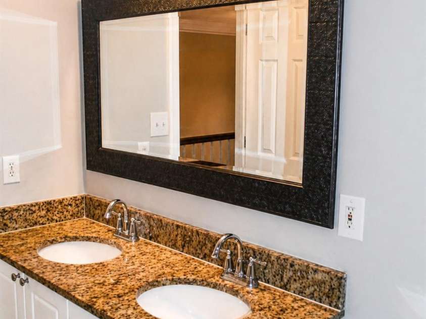 1914 Grigg Lane, Waxhaw, NC 28173.  MLS# CAR4394794, YatesRealty ID 35846. Second Bathroom