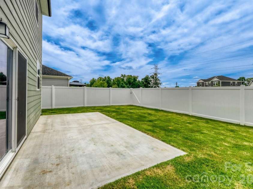 3244 Maya Lane, Midland, NC 28107.  MLS# CAR4398175, YatesRealty ID 35847. 