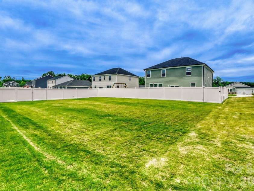 3244 Maya Lane, Midland, NC 28107.  MLS# CAR4398175, YatesRealty ID 35847. 