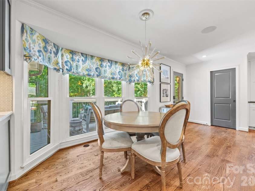 7940 Sunnyvale Lane, Charlotte, NC 28210.  MLS# CAR4397501, YatesRealty ID 35849. 